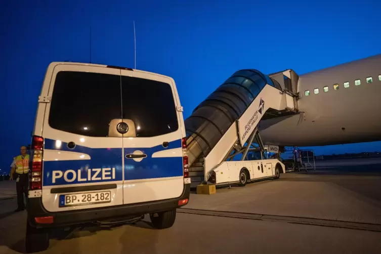 Abschiebeflug nach Afghanistan