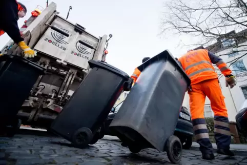 e bisherigen Gebühren decken die Kosten für die Müllabfuhr nicht. 