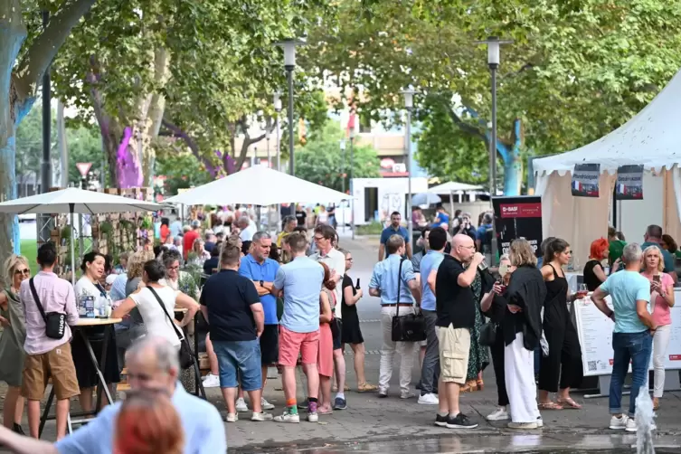 Die Veranstaltungsreihe After Work LU wurde auch in ihrer zweiten Saison als überaus erfolgreiches Eventformat gefeiert. 