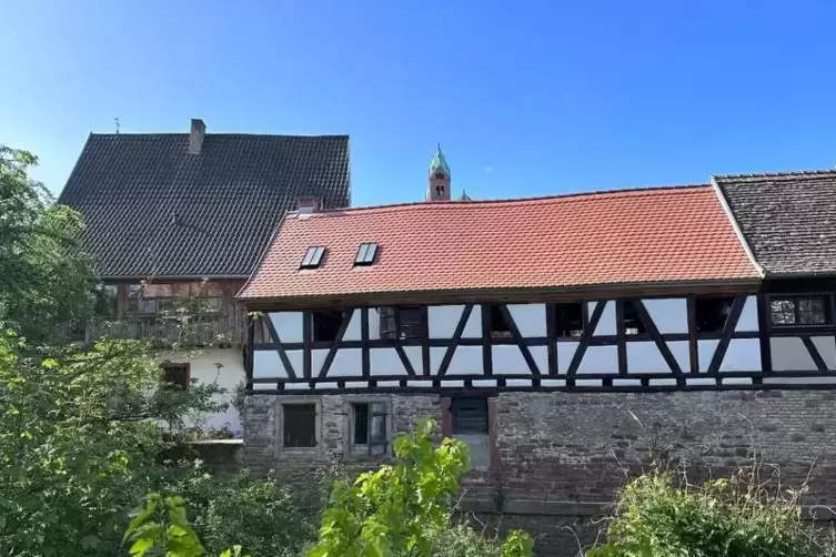 Ein ausnahmsweise geöffnetes Denkmal: das Alte Eichamt, Fachwerk-Hofanlage aus dem 18. Jahrhundert am Speyerbach, heute Wohngebä