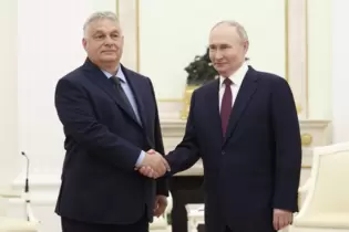 Umstrittener Besuch: Viktor Orban (links) im Juli in Moskau mit Wladimir Putin.