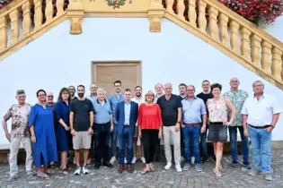 Bereit für die Amtszeit: die Stadtratsmitglieder in Deidesheim.