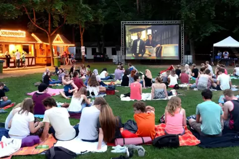 Open-Air-Kino: Veranstaltung in der Walderholung.