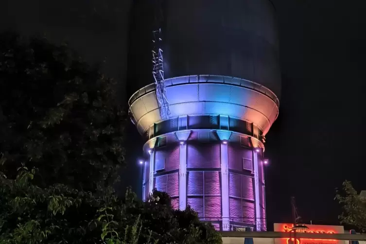 Der Neunkircher Cinetower im Wasserturm wird wieder öffnen – aber ohne Betreiber Timo Simon. Er musste eine „Herzensangelegenhei