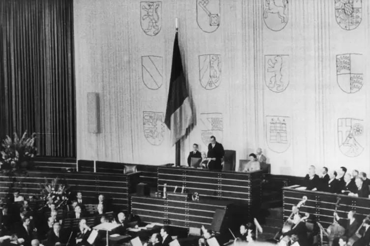 Konstituierende Sitzung des Bundestages 1949