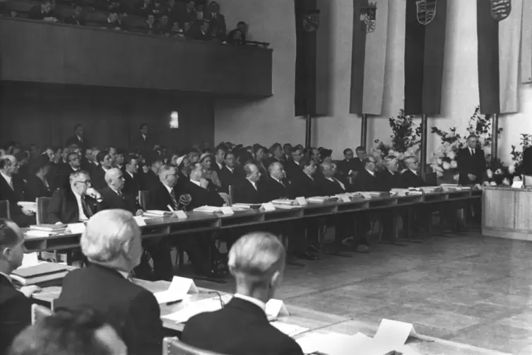 Konstituierende Sitzung des Bundesrates 1949