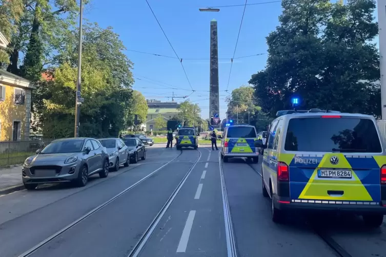 Großer Polizeieinsatz in der Nähe des NS-Dokuzentrums in München. 