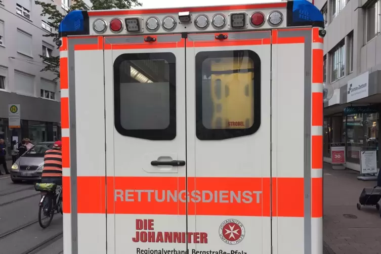 Der 65-Jährige kam ins Krankenhaus.