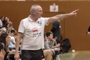 In der Oberliga warten laut Trainer Johannes Finck richtig harte Brocken auf die Handball-Region.