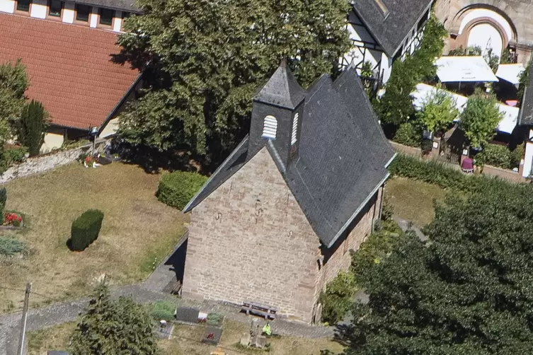 Geöffnet hat auch die St. Jakobskirche im Altleiniger Ortsteil Höningen. Dort findet um 17 Uhr ein „Kirchenkabarett“ statt. 