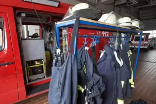 Bei den Haushaltsberatungen wurde diskutiert, ob bereits im kommenden Jahr 16 zusätzliche Stellen für die neuen Feuerwachen gebr