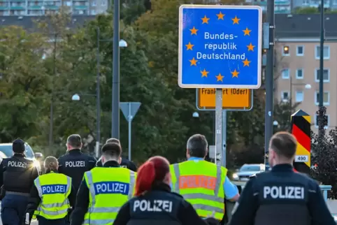 Bundespolizei mit stationärer Kontrolle an Grenze zu Polen