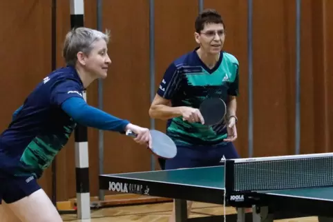 Tanja Schultz (links) und Silke Ermel gehören wieder zum Stamm im Oberliga-Team der TSG Zellertal. 