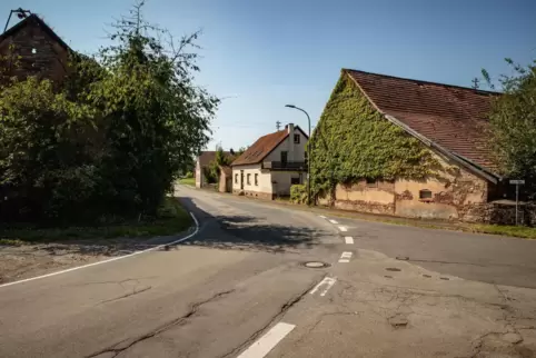 Für den Ausbau der Hauptverkehrsstraße gibt es zwei Varianten.