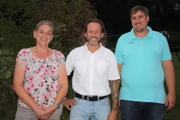 Die neue Gemeindespitze in Erlenbach: Die Zweite Beigeordnete Martina Schwarzmüller, Ortschef Dirk Eichberger und der Erste Beig