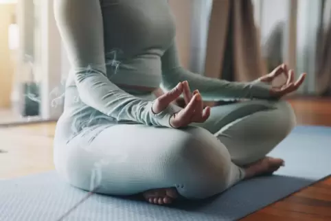 Auch Meditationsübungen werden in einer Woche in der Rhein-Galerie gezeigt. 