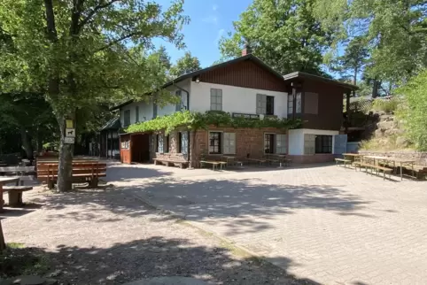 Für das Fest am Hohe-Loog-Haus kooperiert der PWV Hambach mit dem Kinderschutzbund. 