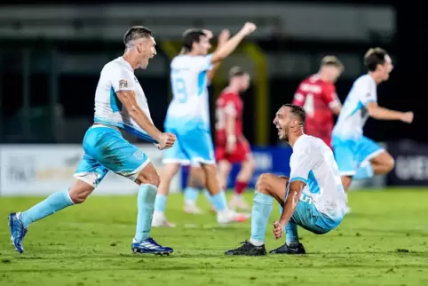 Die Erlösung: Die Fußballer aus San Marino jubeln nach dem 1:0 gegen Liechtenstein. 