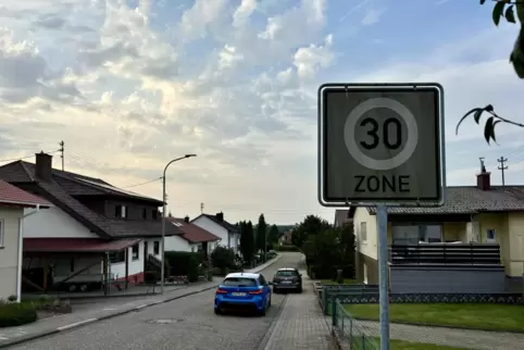 Spätestens ab Jahresende gilt in allen Reifenberger Seitenstraßen Tempo 30.