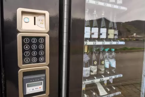 Der richtige Standort eines Weinautomaten beschäftigt die Gerichte. 