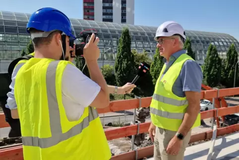 Gefragter Interview-Partner: Eberhard Küssner, hier auf der Baustelle für die neue Hochstraße Süd (B37).