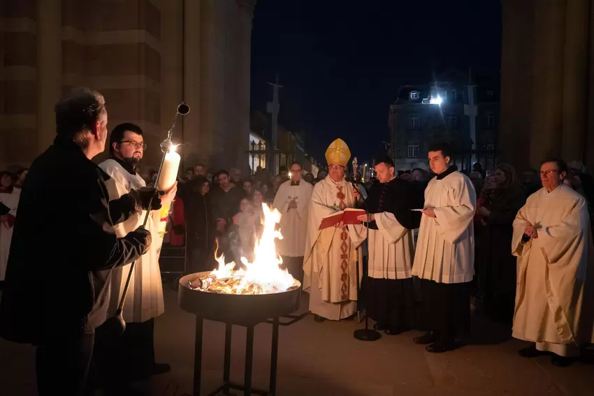 Besonders deutlich wird die Mystik in der Osternacht.