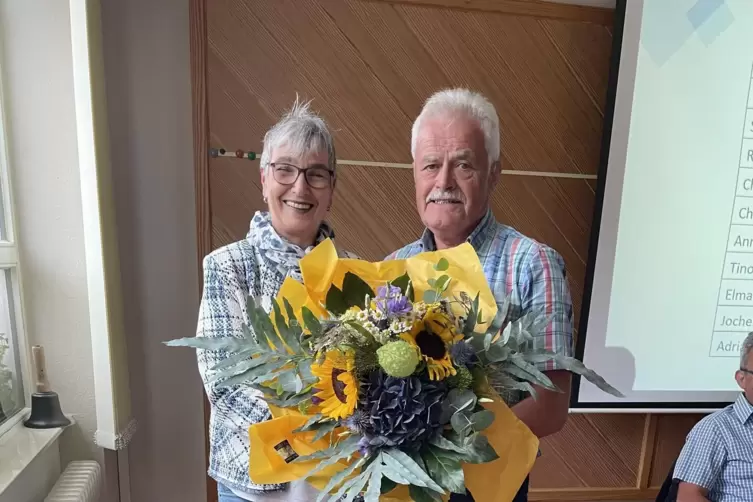 Der scheidende Ortsbürgermeister Edwin Diesel zusammen mit der bisherigen Beigeordneten Ruth Herberger. 