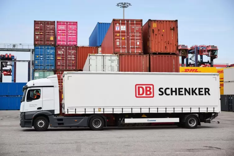 Die Logistiktochter DB Schenker hat viel zum Konzerngewinn beigetragen. 