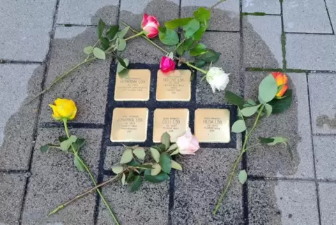 Für die Familie Löb wurden Steine in der Luitpoldstraße verlegt. 