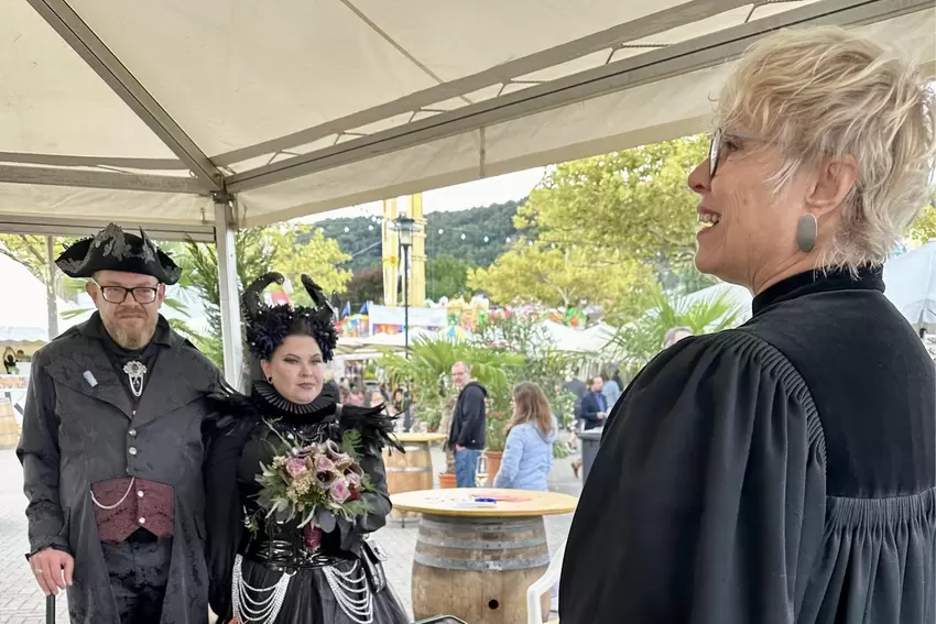 Hochzeit ganz in Schwarz