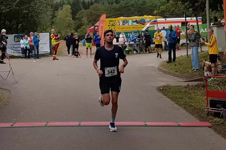 Tobias Dreyer beim Zieleinlauf. 