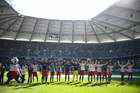 Hamburger SV - Jahn Regensburg