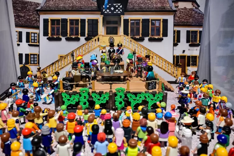 Der Tributbock von Deidesheim von Ben Schulte, erster Preis beim Schulwettbewerb „Pfälzische Geschichte mit Playmobil“. 