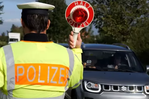 Ausweitung der Grenzkontrollen - Ellhöft