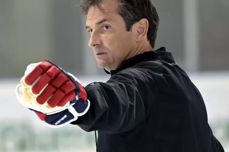 Gibt die Richtung vor: Adler-Trainer Dallas Eakins. 