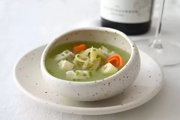 Gurkensuppe mit Ceviche