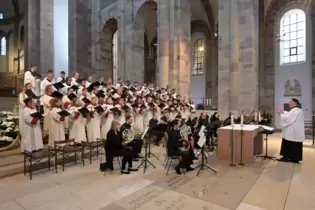 Bruckners e-Moll-Messe gab es bereits an Pfingsten im Dom unter Leitung von Domkapellmeister Markus Melchiori.