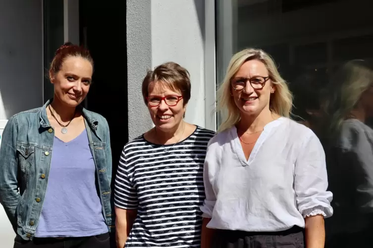 Sie sind Ansprechpartnerinnen, wenn es um Pflege geht (von links nach rechts): Christine Waßmann, Simone Keller, Katja Scheidt. 