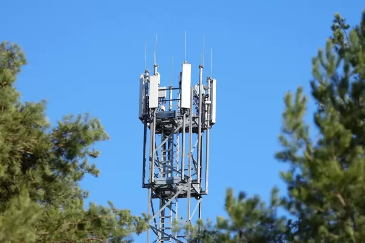 Bis zur Aufstellung des Mastes will die Telekom ein Provisorium in Bobenthal errichten. 