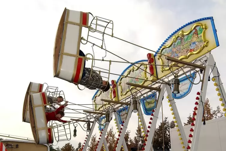 Ein bisschen Rummel gibt’s auch auf der Bobenheim-Roxheimer Kerwe.