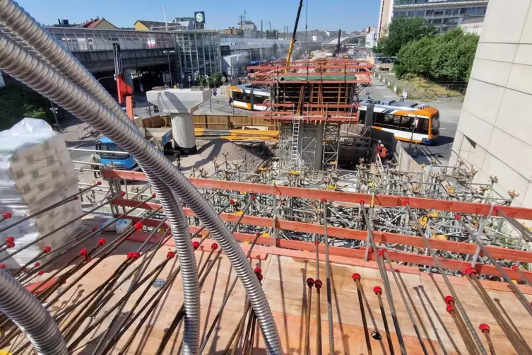 Eine von vielen Baustellen in der Region: die neue Hochstraße Süd.