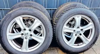 Alufelge (Tucson) mit Winterreifen, Hankook 215/60 R 17 - 96 H, 6-7 mm Profiltiefe, für Selbstabholer - Raum SÜW,