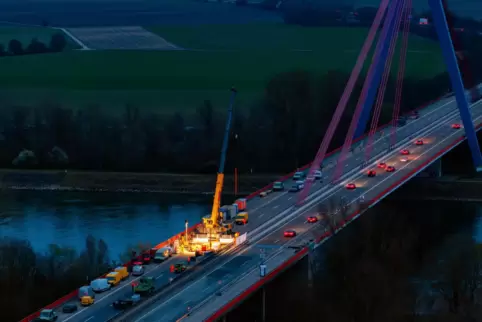 Rheinbrücke: Auf der A61 wurde im März gearbeitet. 