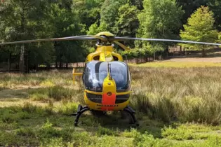 Der 49-Jährige wurde von einem Rettungshubschrauber ins Krankenhaus gebracht.