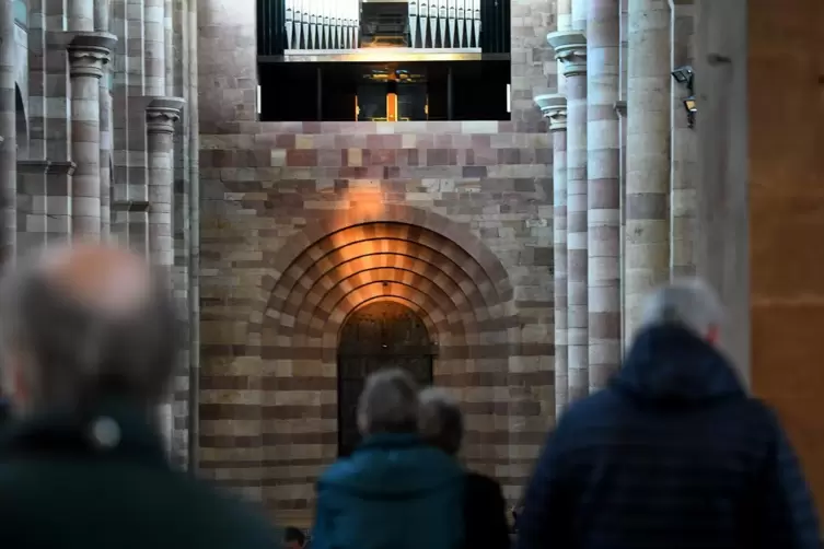 In Speyer wird das Licht vom Oculus auf das Hauptportal strahlen. 