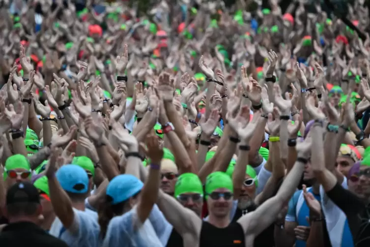 Auftakt zu jedem Triathlon: Schwimmen.