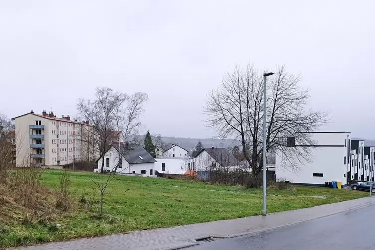 Auf dem freien Gelände an der Quebecstraße soll der Neubau entstehen. 