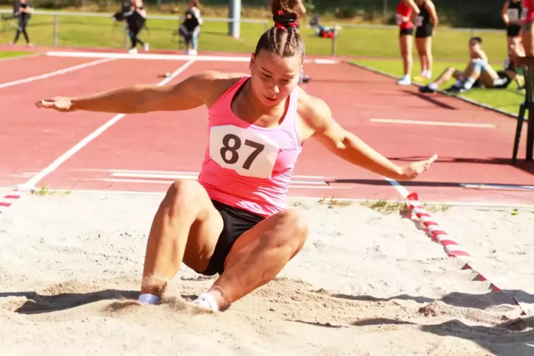 Die überragende Sechskämpferin: Jelena Bennewitz. 