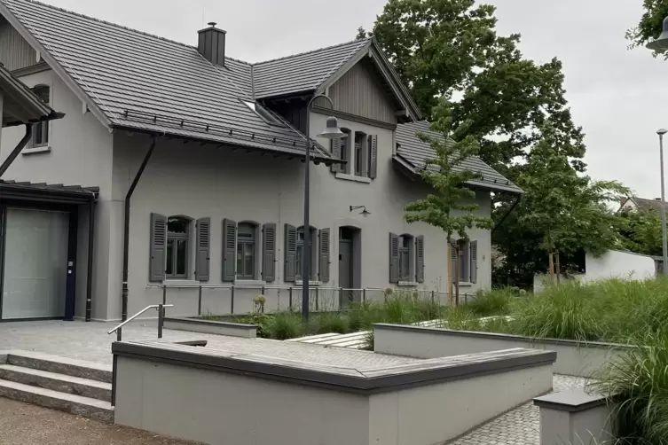 Das Forsthaus wurde zum Bürgerzentrum umgebaut.