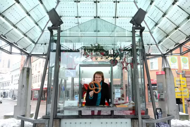 Lange vorbei: Im Pavillon unter der Glaspyramide auf dem Postplatz wurden einst Brezeln verkauft.